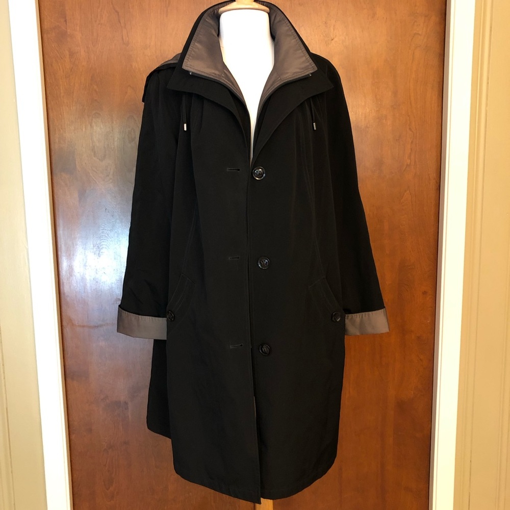 Water-resistant Black Jacket w/Detachable Hood